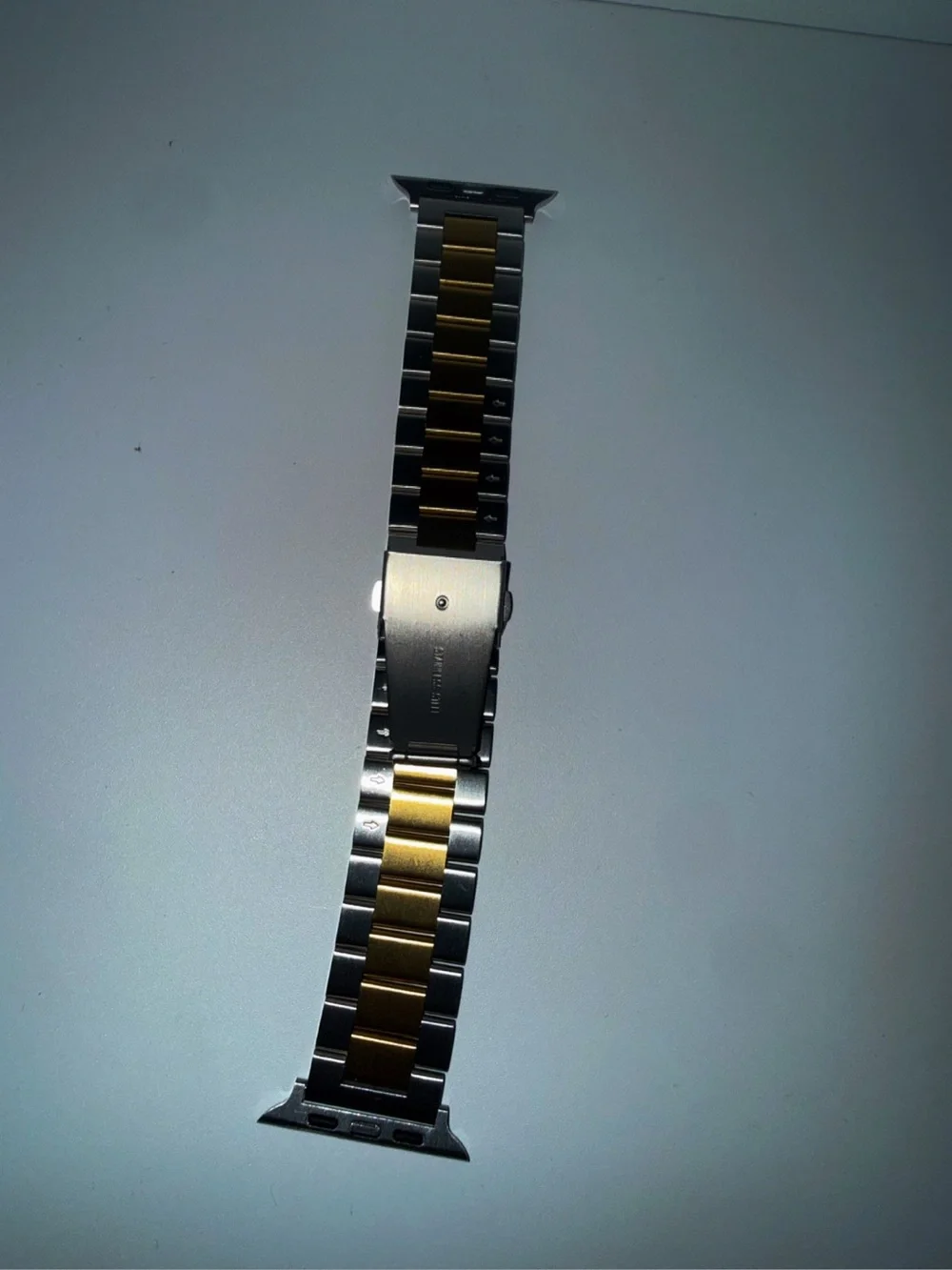 Apple Watch Two-Tone Metal Link Band – Silver & Gold